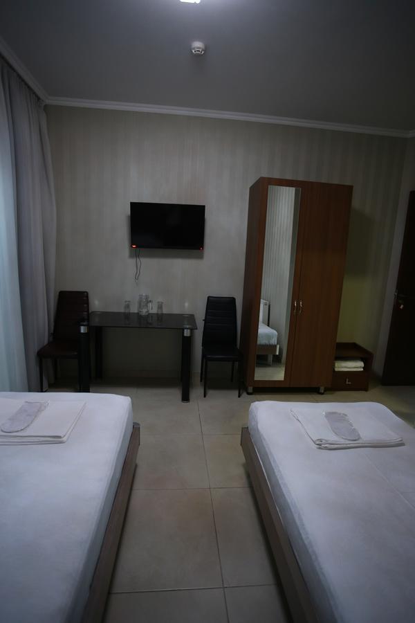 Hotel Okriba Тбілісі Екстер'єр фото